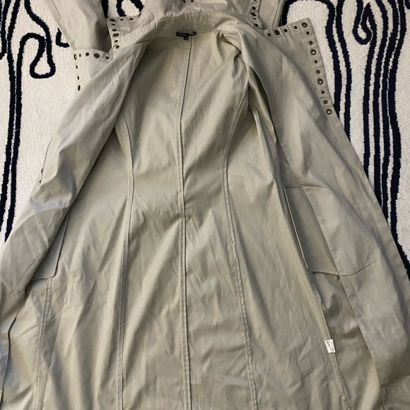 Angela Mele cotton, zippered, grommets, beige trench coat. Size 40 (4-6 US) - Picture 2 of 9